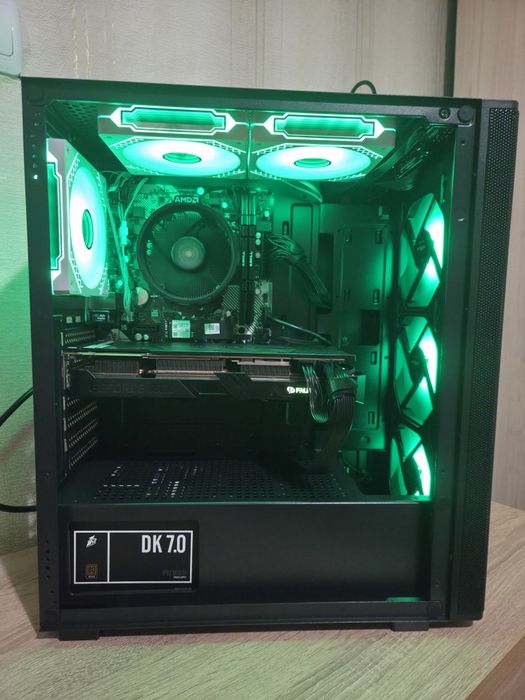 Ryzen 5 5600X / RTX 2070 SUPER / 16GB RAM / 512GB NVMe