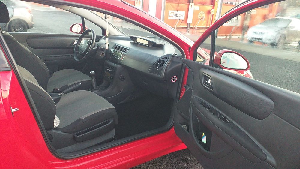 Citroen C4 2008 coupe