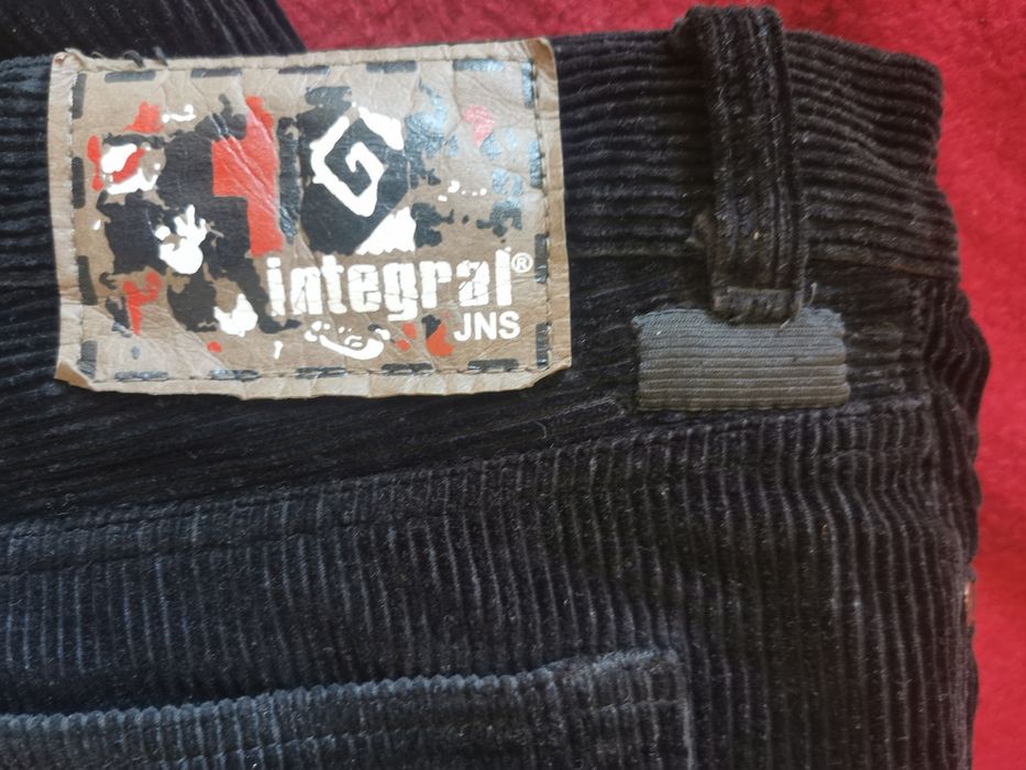 Черни мъжки джинси - 32 номер