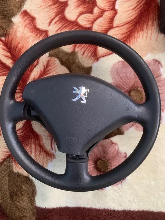 Трилъчов волан от пежо