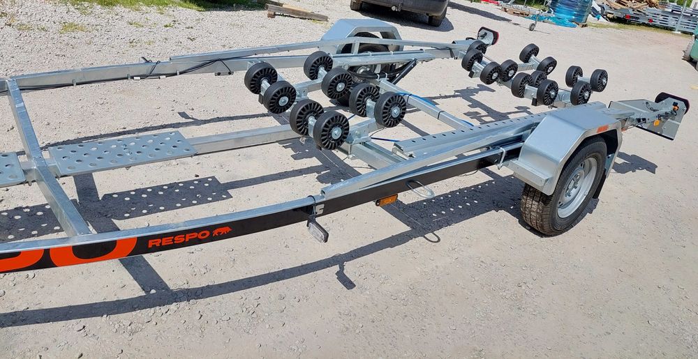 Колесар за лодка до 650см Respo 1800V661L209