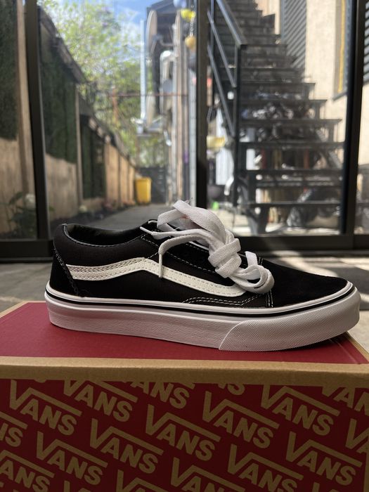 VANS OLD SKOOL alb/negru