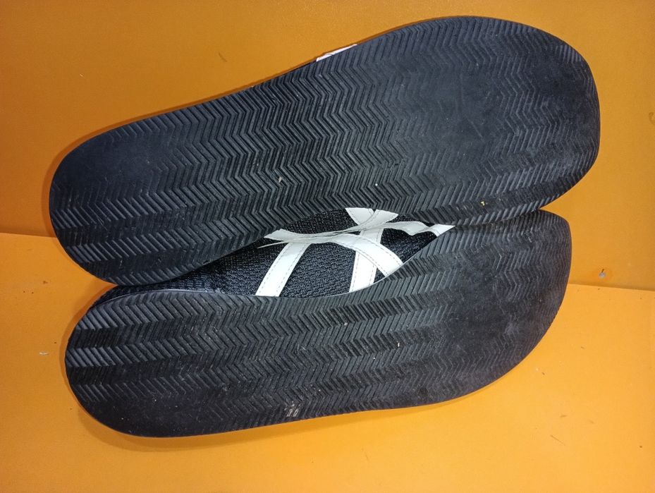 Asics N 49 маратонки