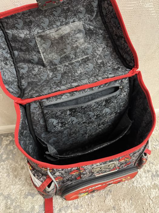 Школьный рюкзак-ранец