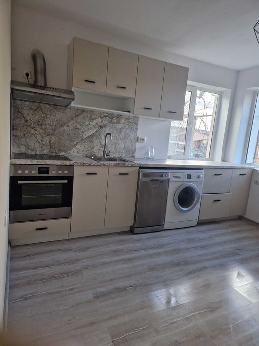 Дава се под наем Къща в Казанлък - 100 кв.м за 306 € - Снимка #3