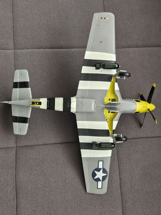 Vând Revell Mustang P51