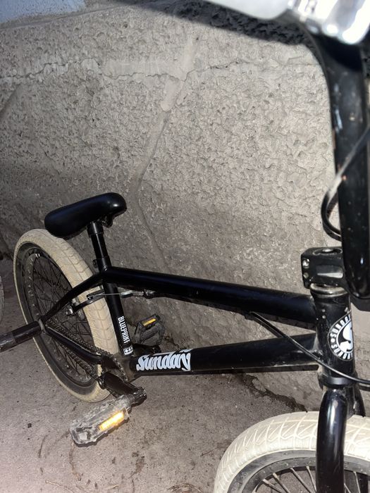 Трюковой велосипед BMX