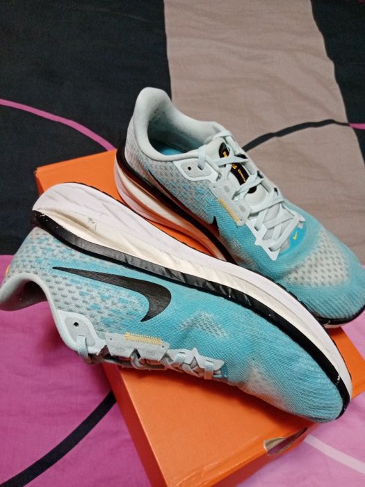 Nike Vomero 17 Mens

В добро състояние, носени няколко месеца. 

Разме