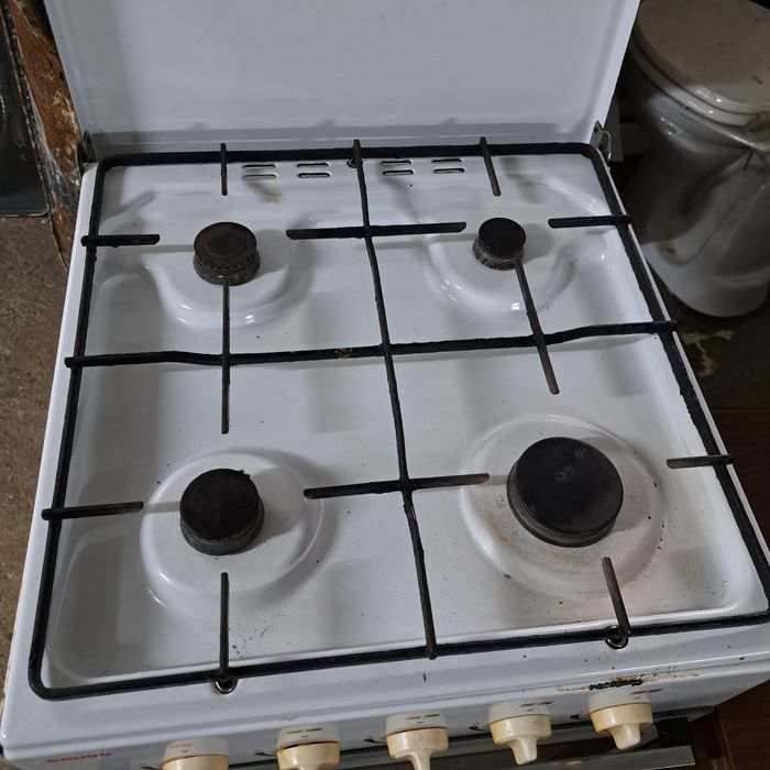 Vand aragaz functional