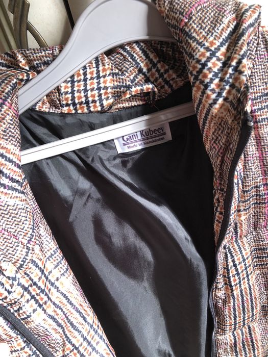 Женил Пуховик