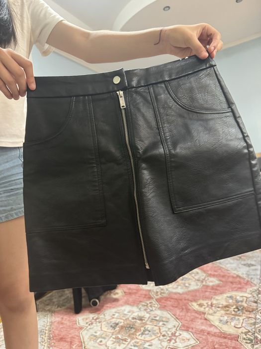 Кофта и юбка на девочек подростка