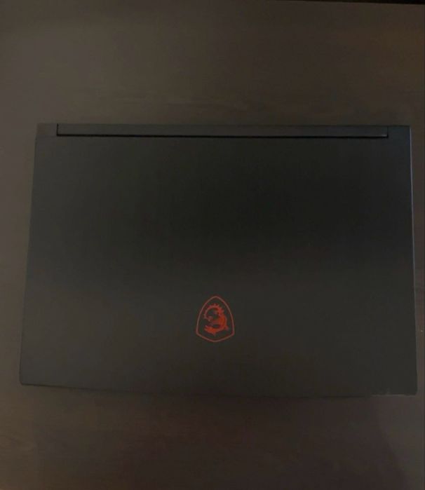 Геймърски лаптоп MSI
