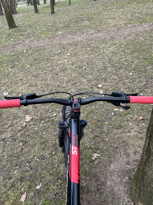 Bicicleta full suspension rockrider st530s