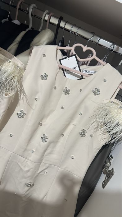 Под Malli платье