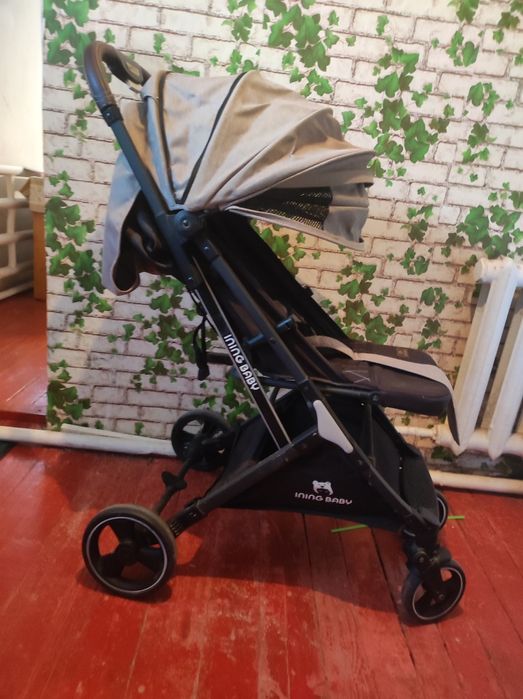 Продам детскую коляску