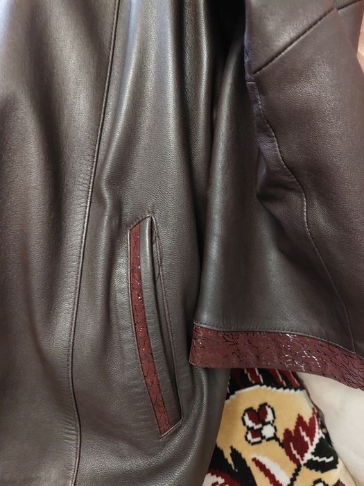 Продам кожаный плащ