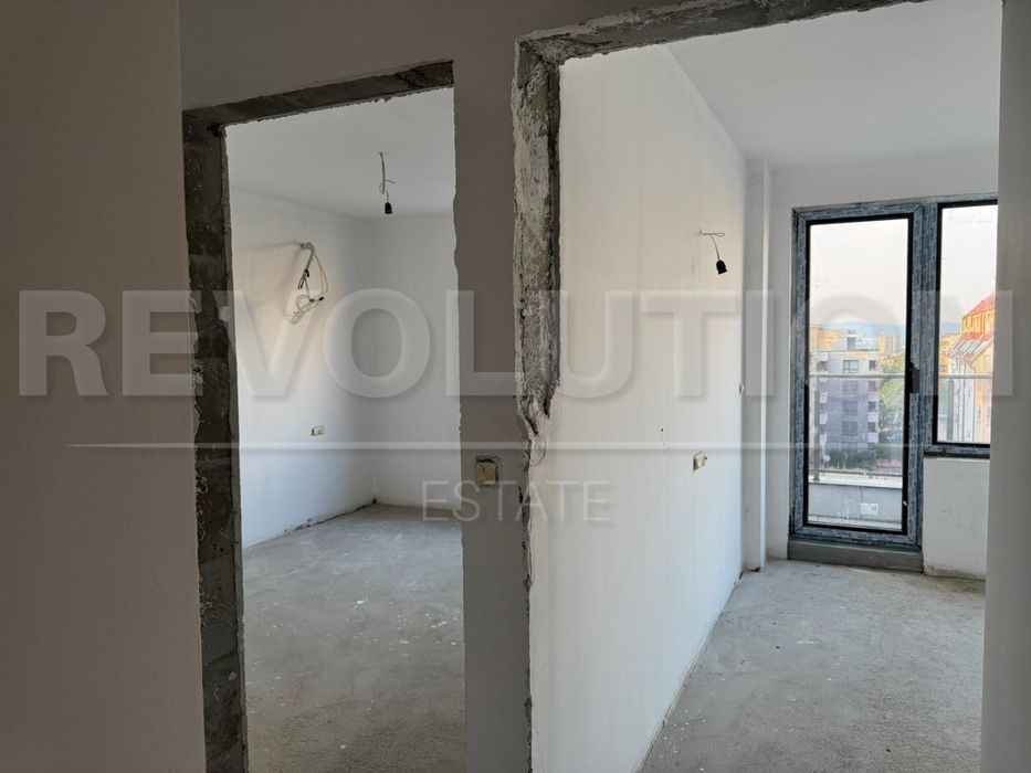 Тристаен апартамент в сграда с АКТ 16 в ж.к. Лозенец