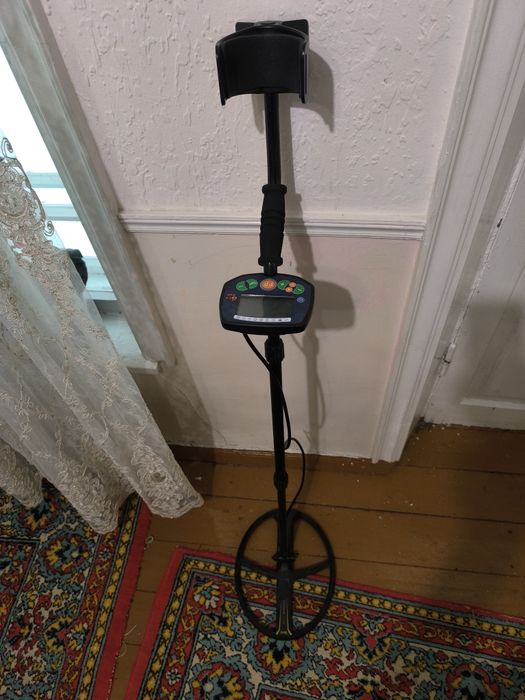 Металлоискатель сотилади