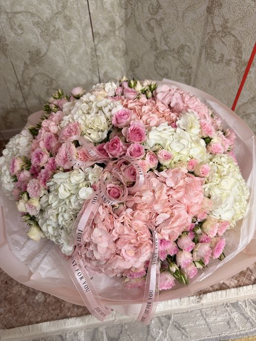 Цветы свежие,были куплены вчера,купил за 50к