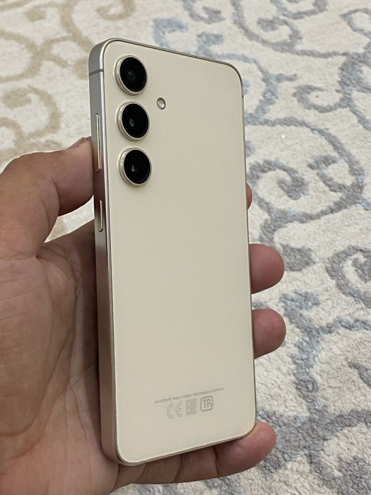 Продается Samsung S24