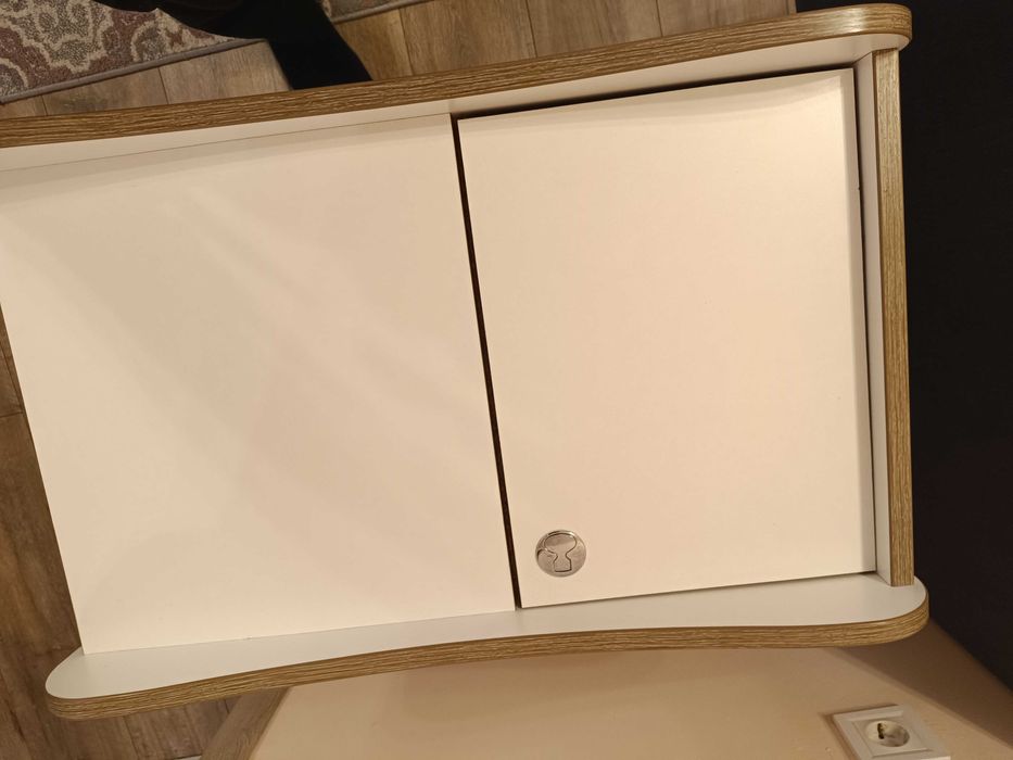 Бебешка кошара и повивалник