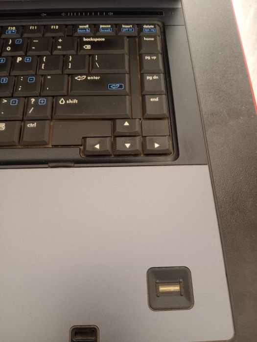Лаптоп HP Compaq 6710 b