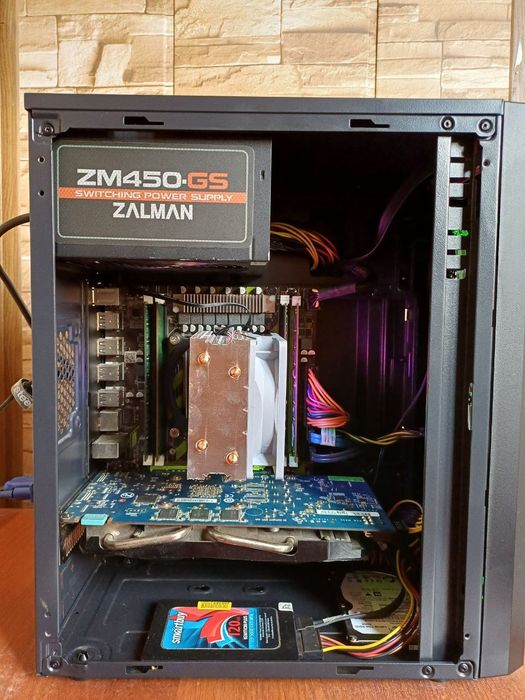 Moshniy igravoy kompyuter sotiladi