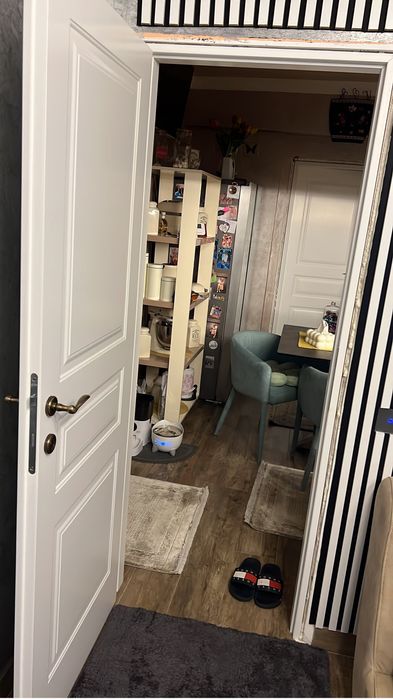 Vand doua usi interior