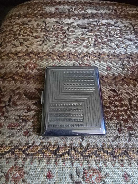 Стара руска табакера.