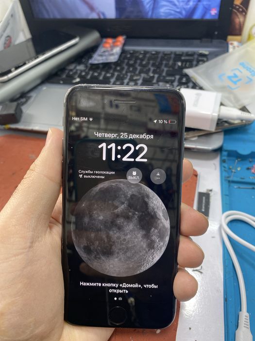 Iphone SE 64 gb sotiladi