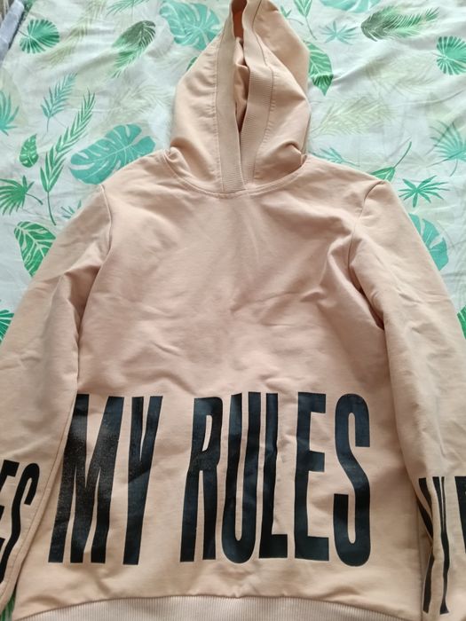 Продам кофточки для девочек в отличном состоянии