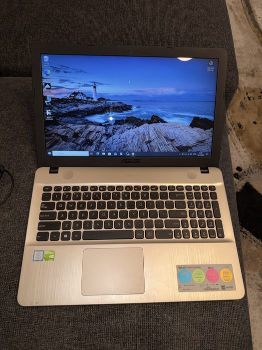 Laptop ASUS in stare perfecta