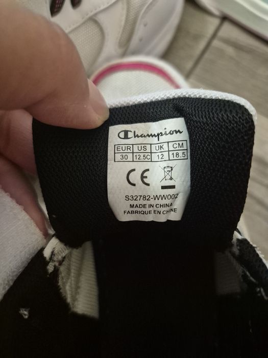 Маратонки на Champion, Adidas, Asics и  Nike