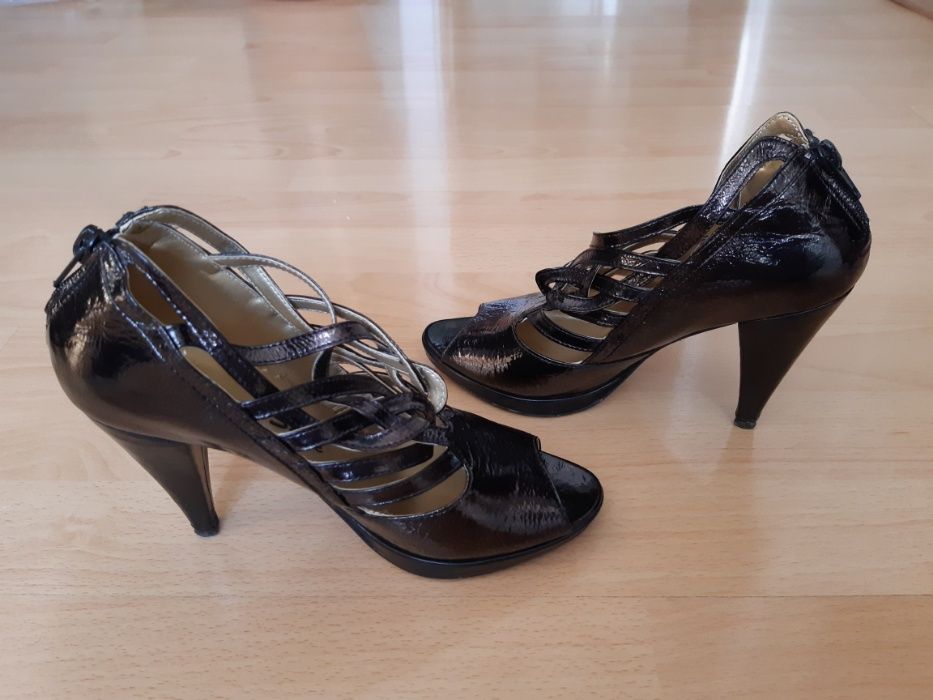 Pantofi de damă