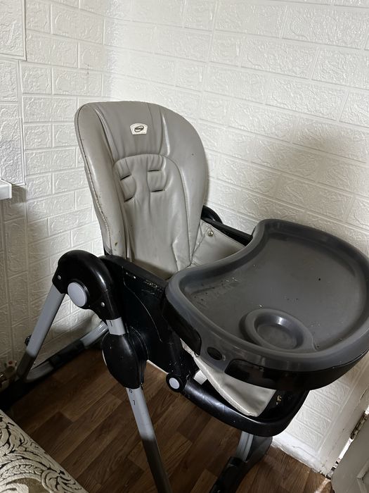Продам детский стул для кормление
