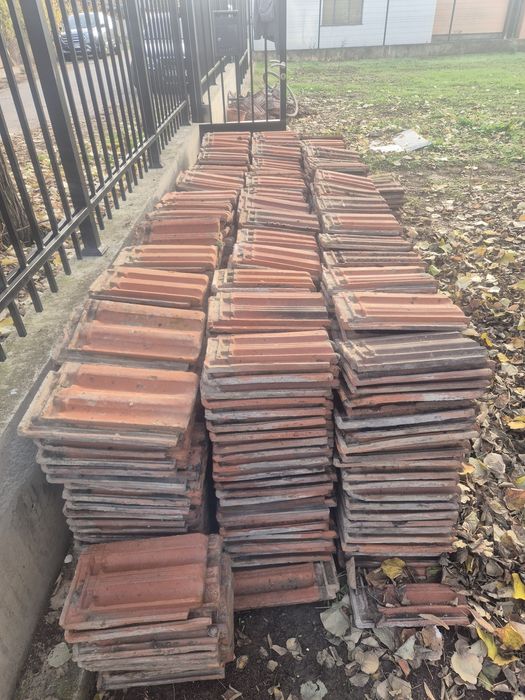 Продавам керемиди