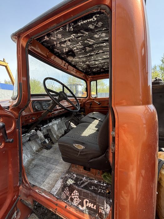 Автокран на базе зил