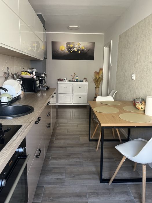 Apartament 3 camere decomandat 2 bai. Cartier Astra.