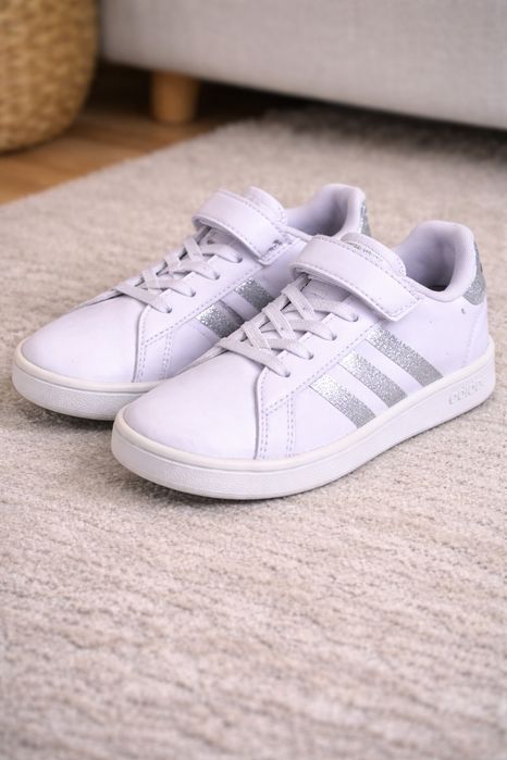 Детски маратонки Adidas №33 – много запазени