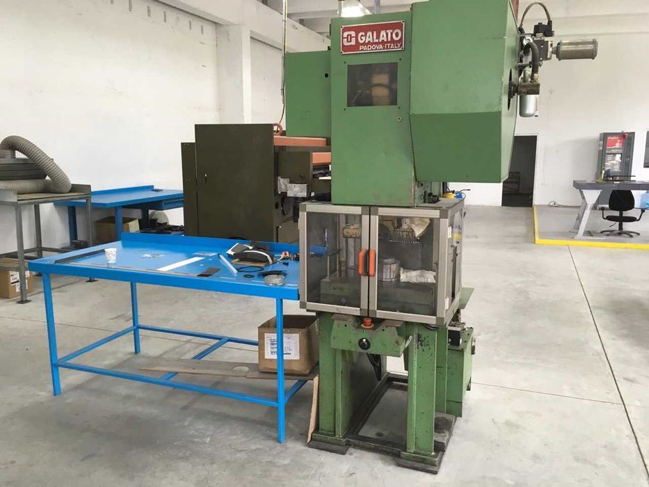 Машини!!! Преси!!!