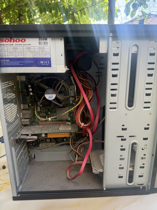 Компютер ,принтер с партой