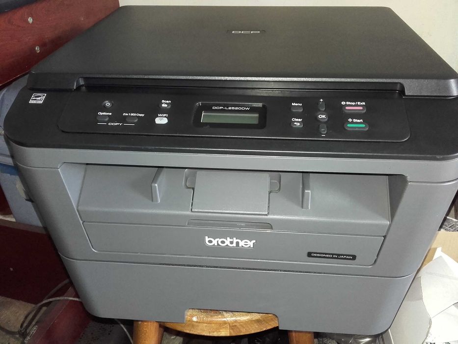 Като нов! Безжичен Wi-Fi лазерен принтер, ске 3 в 1 Brother DCP L2520DW