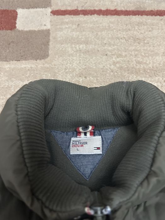 Puffer vest tommy hilfiger maro size M ft groasa