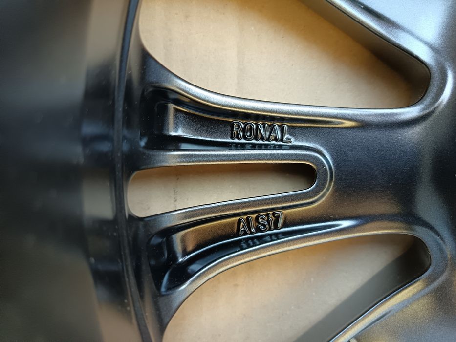 Vând janta 17 noua de  ford kuga 2