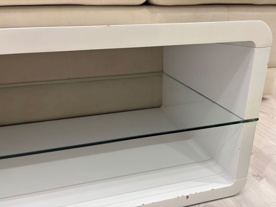 Бяла холна маса Ан