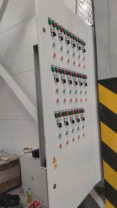 Услуги профессиональных электрика.