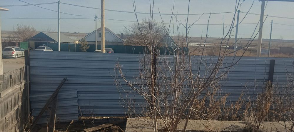 Земельный участок с фундаментом!