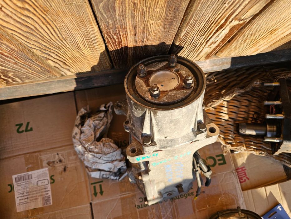 Ридуктор раздатка rav4 rx300/330 highlander