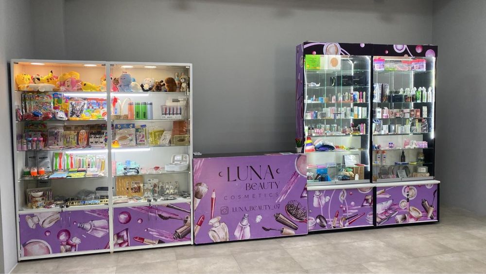 Продается стелаж с товароми