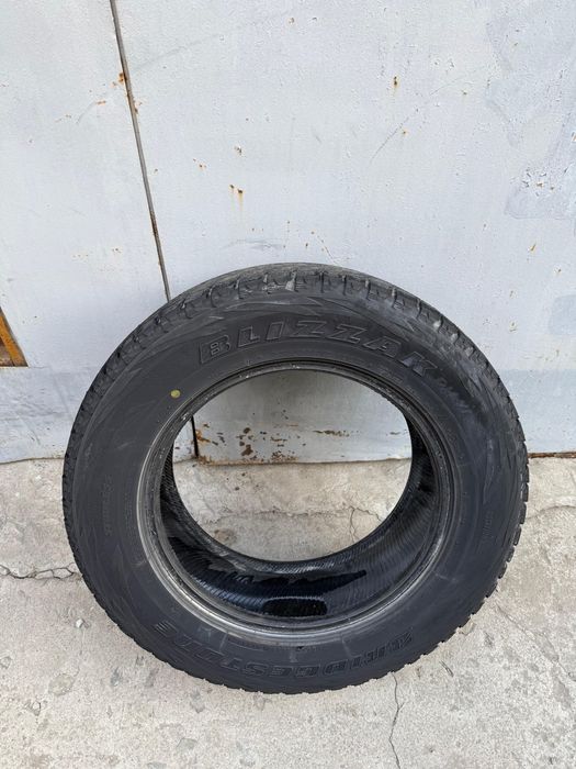 Продам резину все сезонная !